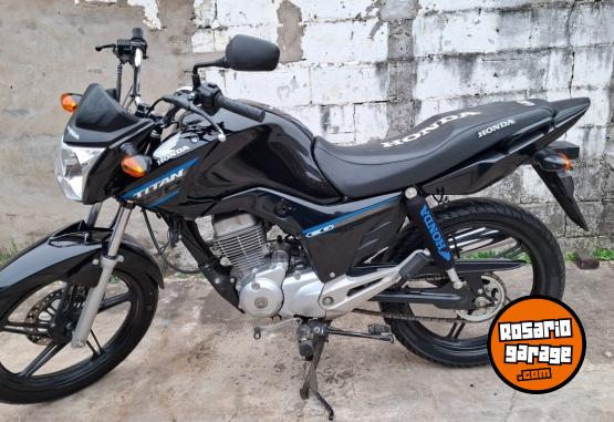 Motos - Honda NEW TITAN 150 2021 Nafta 22000Km - En Venta