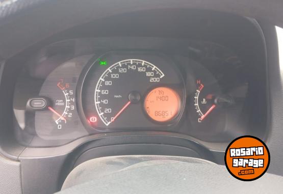 Utilitarios - Fiat Strada 2018 Nafta 86000Km - En Venta