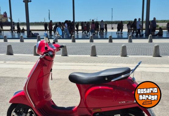 Motos - Vespa VXL 150 2025 Nafta 2750Km - En Venta