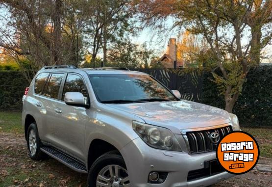 Camionetas - Toyota Prado Land Cruiser 2010 Nafta 323000Km - En Venta