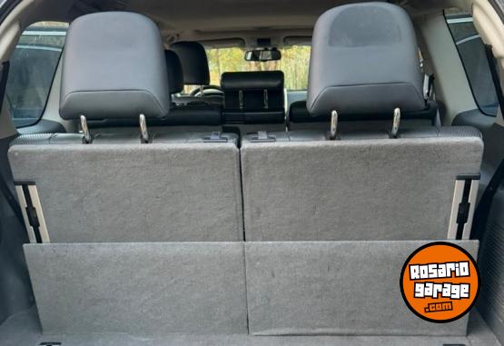 Camionetas - Toyota Prado Land Cruiser 2010 Nafta 323000Km - En Venta