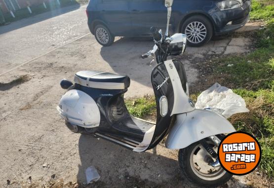 Motos - Zanella Mod 150 2015 Nafta 10000Km - En Venta