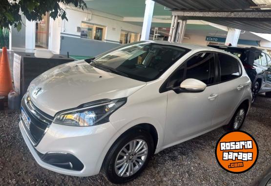 Autos - Peugeot 208 Allure 1.6 2018 Nafta 124210Km - En Venta