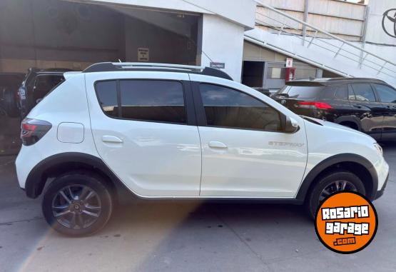 Autos - Renault Stepway Intens 1.6 2023 Nafta 26104Km - En Venta