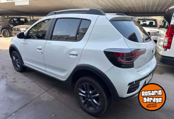 Autos - Renault Stepway Intens 1.6 2023 Nafta 26104Km - En Venta