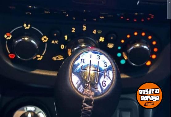 Camionetas - Renault Duster Dakar III 2.0 2018 GNC 79000Km - En Venta