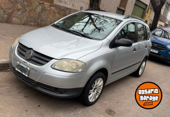 Autos - Volkswagen Suran 2007 Nafta 204000Km - En Venta