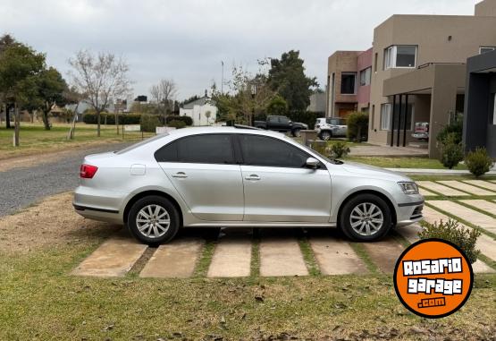 Autos - Volkswagen Vento 2015 GNC 175000Km - En Venta