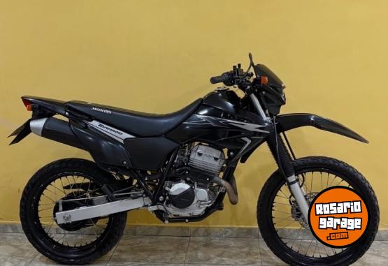 Motos - Honda Tornado 250 2017 Nafta 19000Km - En Venta