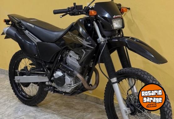Motos - Honda Tornado 250 2017 Nafta 19000Km - En Venta