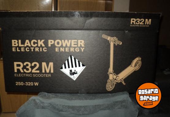 Otros - MONOPATIN ELECTRICO BLACK POWER R32M - En Venta