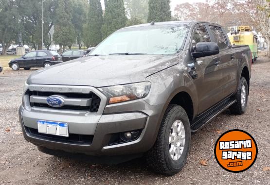 Camionetas - Ford Ranger xls 3.2 2017 Diesel 197000Km - En Venta
