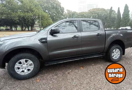 Camionetas - Ford Ranger xls 3.2 2017 Diesel 197000Km - En Venta