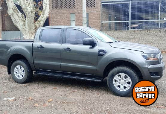 Camionetas - Ford Ranger xls 3.2 2017 Diesel 197000Km - En Venta