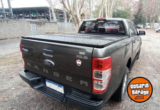 Camionetas - Ford Ranger xls 3.2 2017 Diesel 197000Km - En Venta
