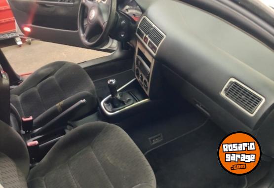 Autos - Volkswagen Golf 2005 Nafta 112000Km - En Venta