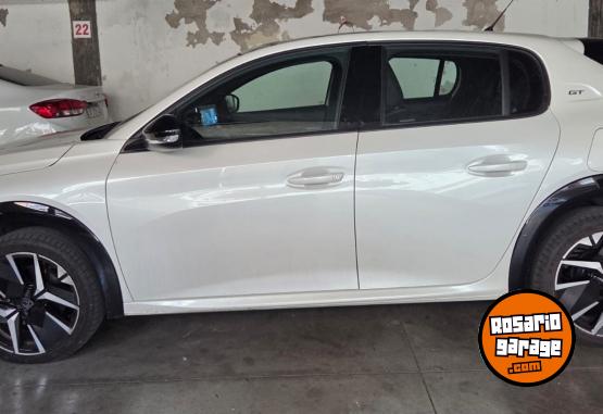 Autos - Peugeot 208 2025 Nafta 12000Km - En Venta