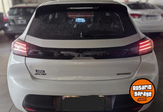 Autos - Peugeot 208 2025 Nafta 12000Km - En Venta