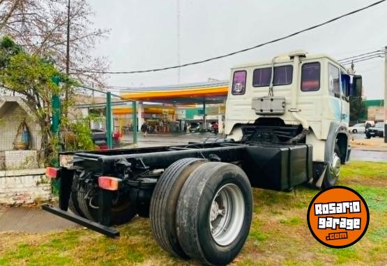 Camiones y Grúas - VENDO FIAT IVECO CON MOTOR MERCEDES-BENZ 1518 TURBO - En Venta