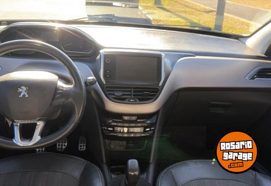 Autos - Peugeot 208 2017 Nafta 110000Km - En Venta