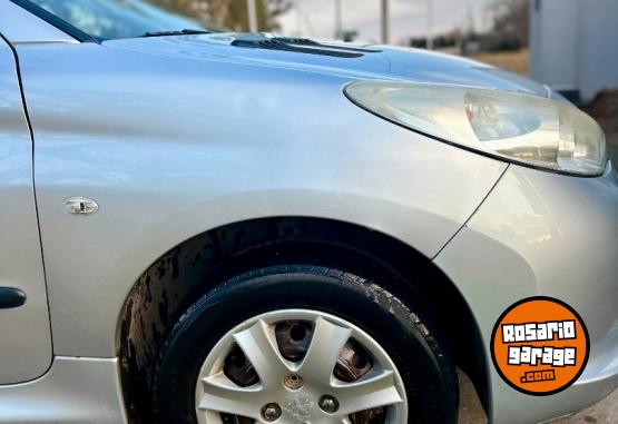Autos - Peugeot 207 compact 2012 Nafta 137000Km - En Venta