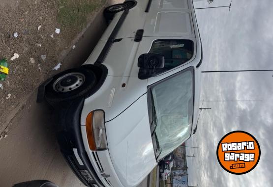 Utilitarios - Renault Master 2006 Diesel 271000Km - En Venta
