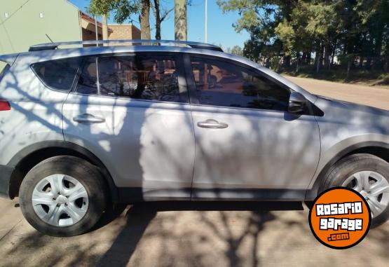 Camionetas - Toyota Rav4 4x2 Cvt 2014 Nafta 240000Km - En Venta