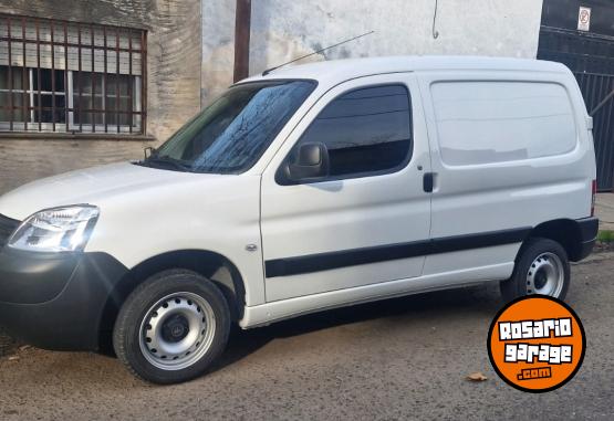 Utilitarios - Citroen Berlingo 2023 Diesel 33000Km - En Venta