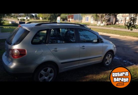 Autos - Volkswagen Suran highline 2007 Nafta 188000Km - En Venta