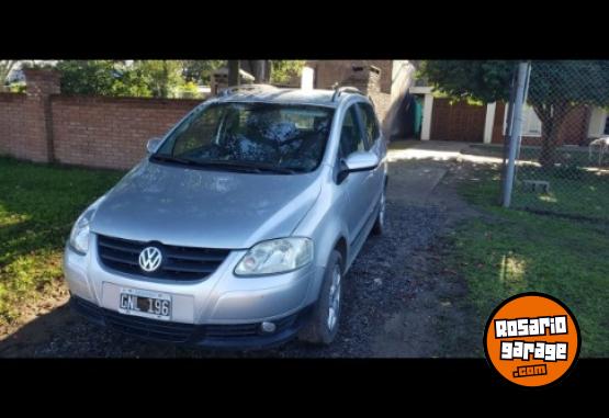 Autos - Volkswagen Suran highline 2007 Nafta 188000Km - En Venta