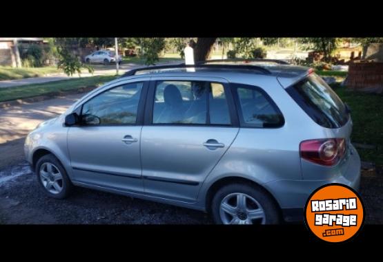 Autos - Volkswagen Suran highline 2007 Nafta 188000Km - En Venta
