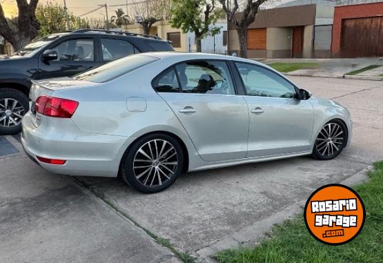 Autos - Volkswagen Vento 2011 Nafta 158800Km - En Venta