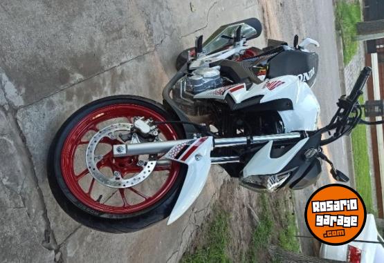 Motos - Honda Twister CB 250 2022 Nafta 15000Km - En Venta