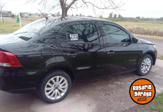 Autos - Volkswagen Voyage 1.6 Advance 2010 Nafta 165000Km - En Venta