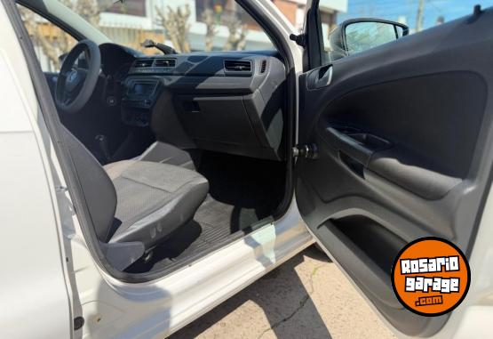 Autos - Volkswagen Voyage 1.6 2019 manual 2019 GNC 121000Km - En Venta