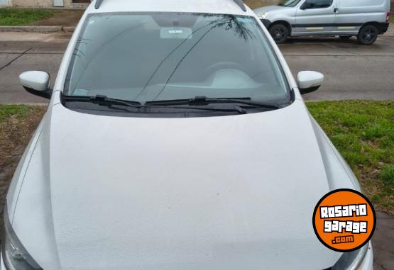 Autos - Volkswagen suran 2016 Nafta 80000Km - En Venta