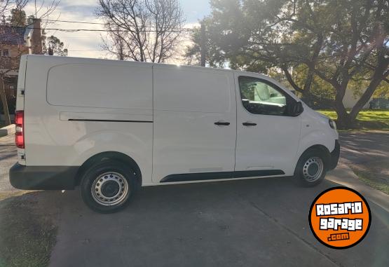 Utilitarios - Citroen Jumpy 2022 Diesel 145000Km - En Venta