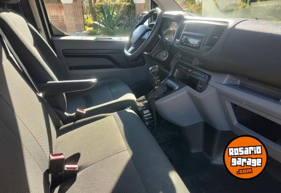 Utilitarios - Citroen Jumpy 2022 Diesel 145000Km - En Venta