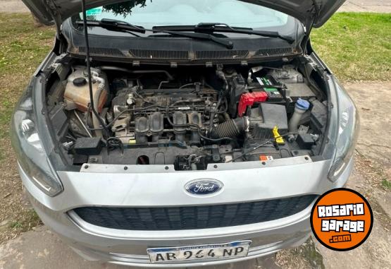 Autos - Ford SE 2017 Nafta 93000Km - En Venta