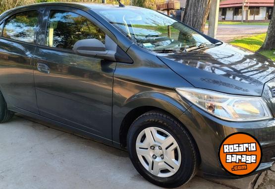 Autos - Chevrolet Onix joy 2017 Nafta 120000Km - En Venta