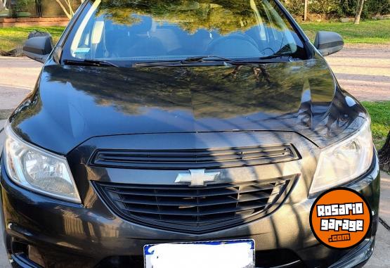 Autos - Chevrolet Onix joy 2017 Nafta 120000Km - En Venta