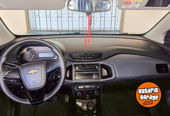Autos - Chevrolet Onix joy black 2023 Nafta 18000Km - En Venta