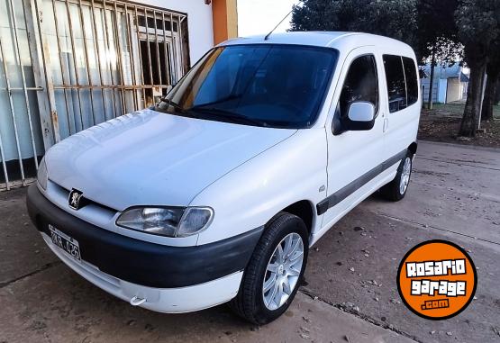 Utilitarios - Peugeot PARTNER 2000 Diesel 111114Km - En Venta