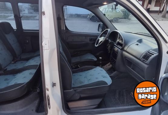 Utilitarios - Peugeot PARTNER 2000 Diesel 111114Km - En Venta