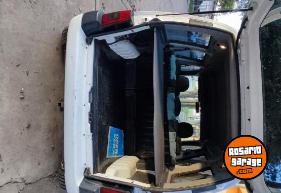 Utilitarios - Peugeot PARTNER 2000 Diesel 111114Km - En Venta