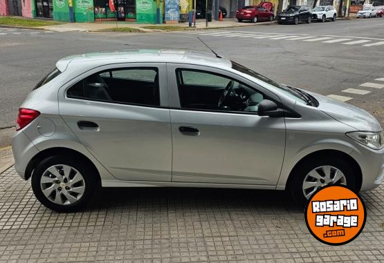 Autos - Chevrolet ONIX LT 1.4 2013 Nafta 80000Km - En Venta