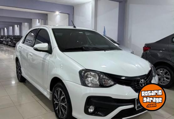 Autos - Toyota ETIOS 2018 Nafta 70000Km - En Venta