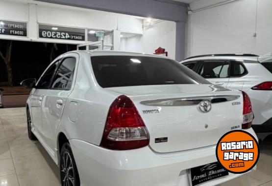 Autos - Toyota ETIOS 2018 Nafta 70000Km - En Venta