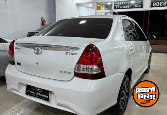 Autos - Toyota ETIOS 2018 Nafta 70000Km - En Venta