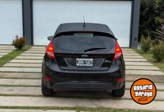 Autos - Ford Fiesta Kinetic 2011 Nafta 135000Km - En Venta